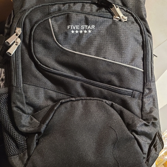 Five Star backpacks - Picture 2 of 8